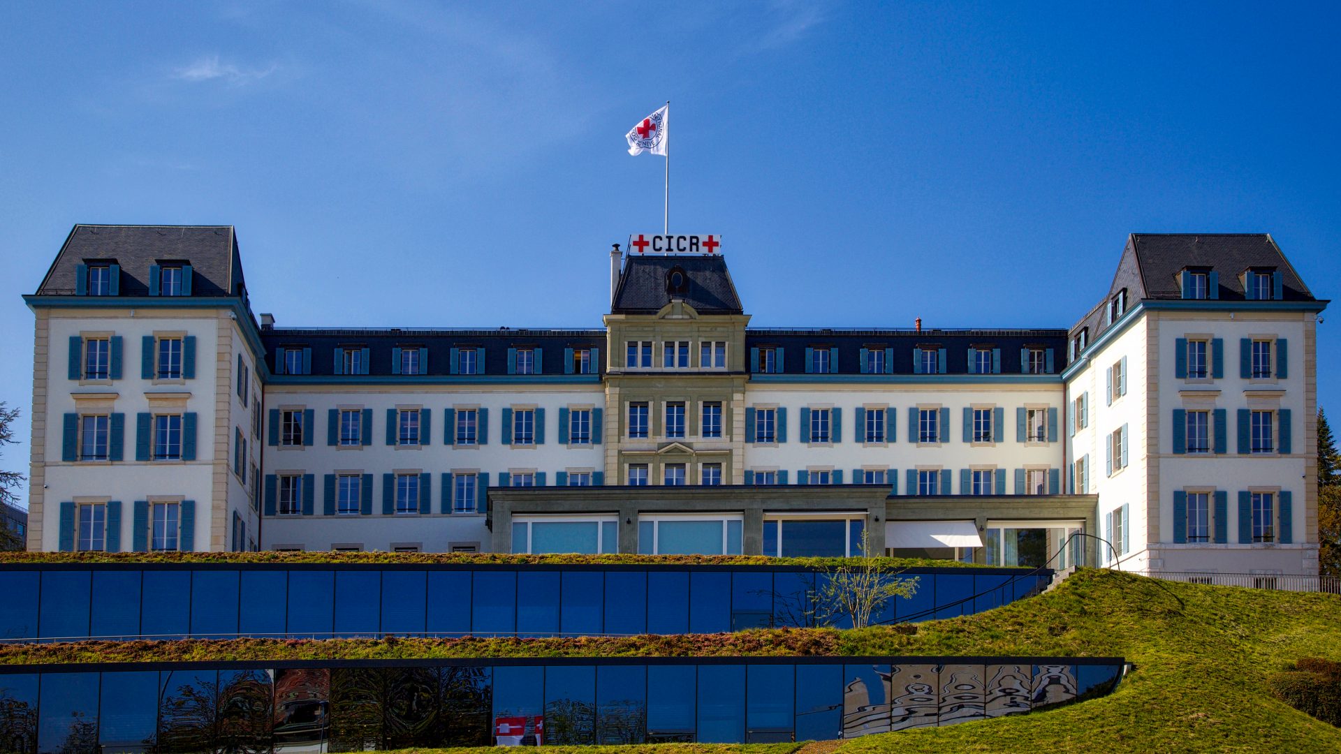 Image shows International Committee of the Red Cross headquarters in Geneva